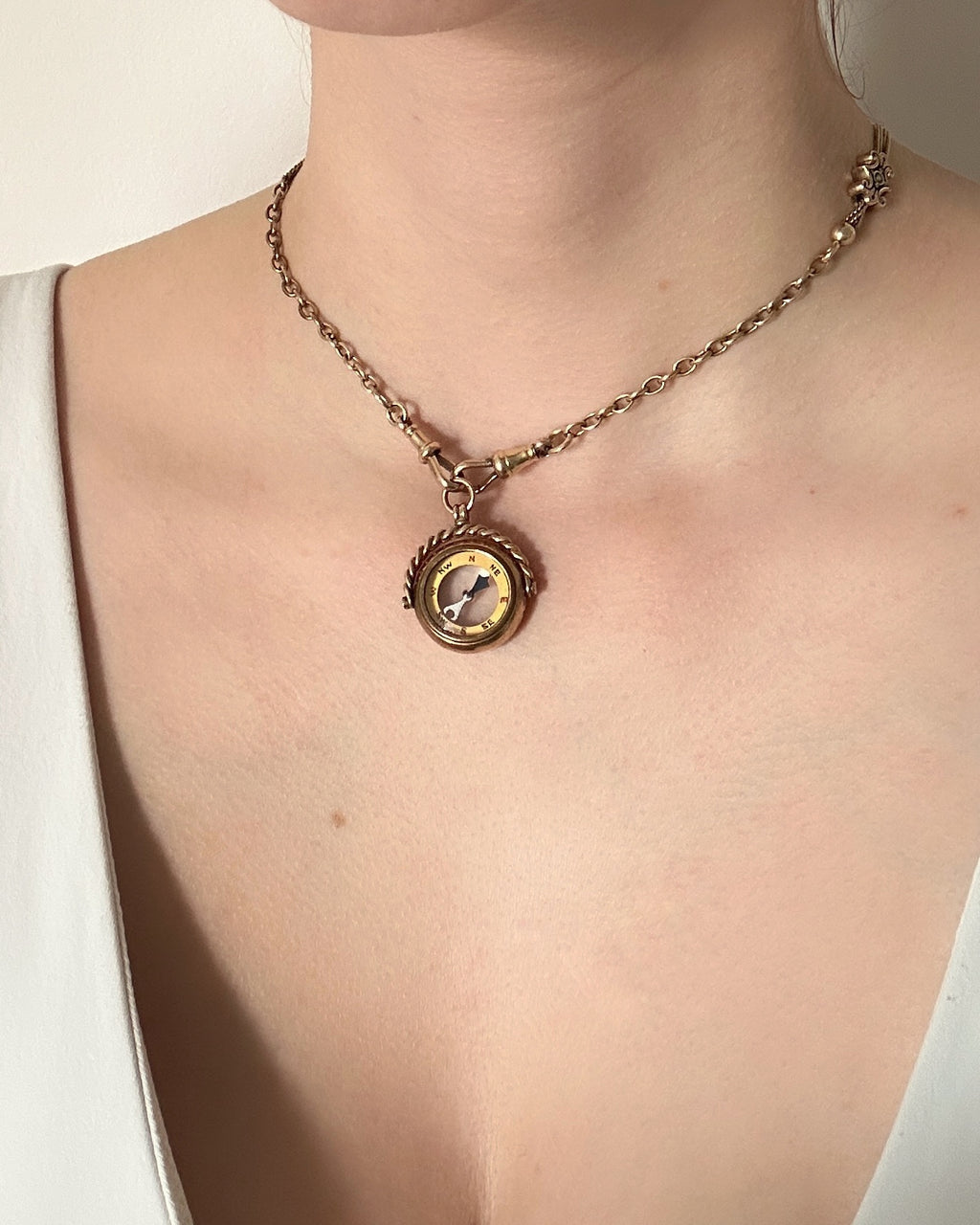 Victorian 9ct Gold Swivel Compass Pendant