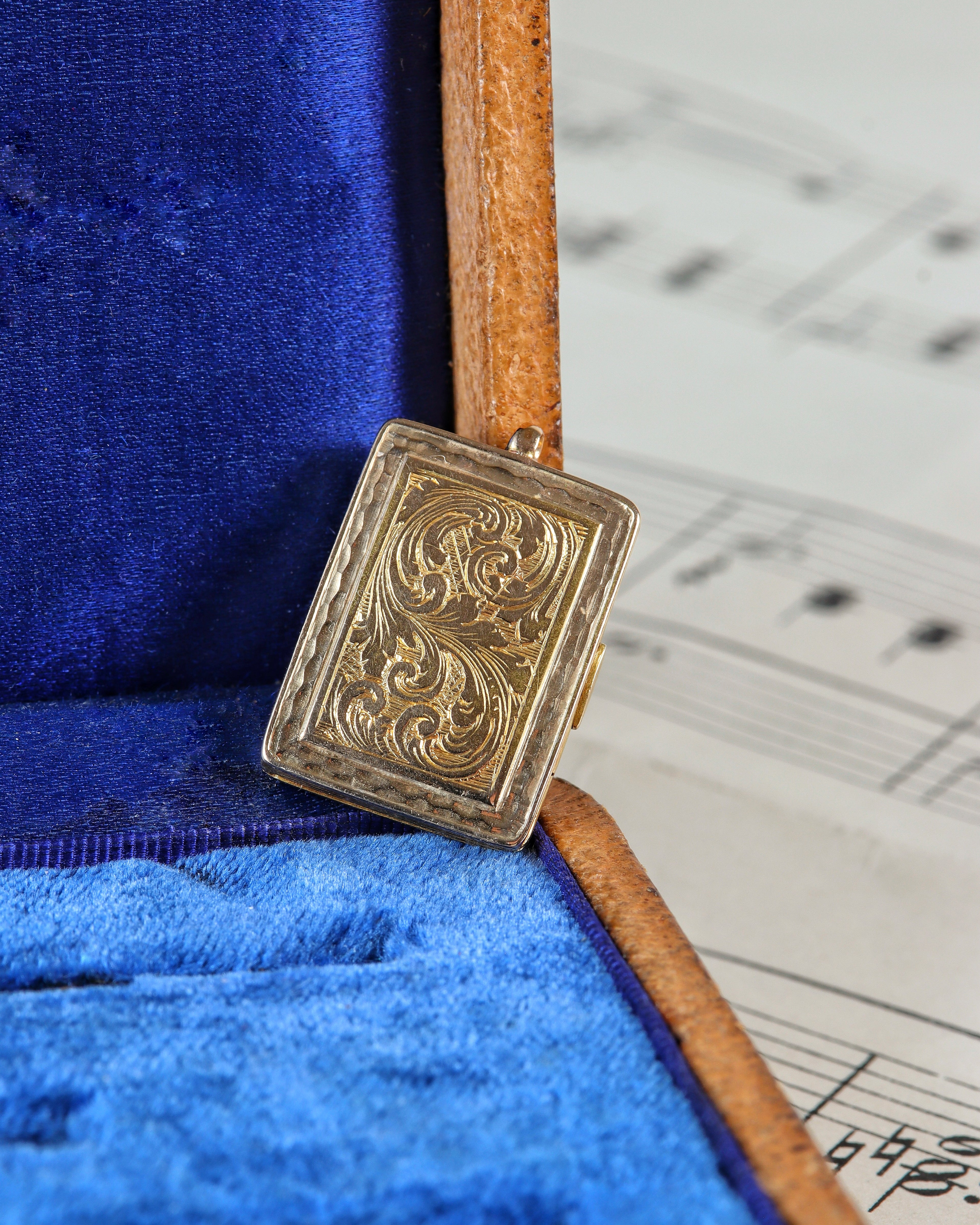 Victorian 14ct Gold Book Locket