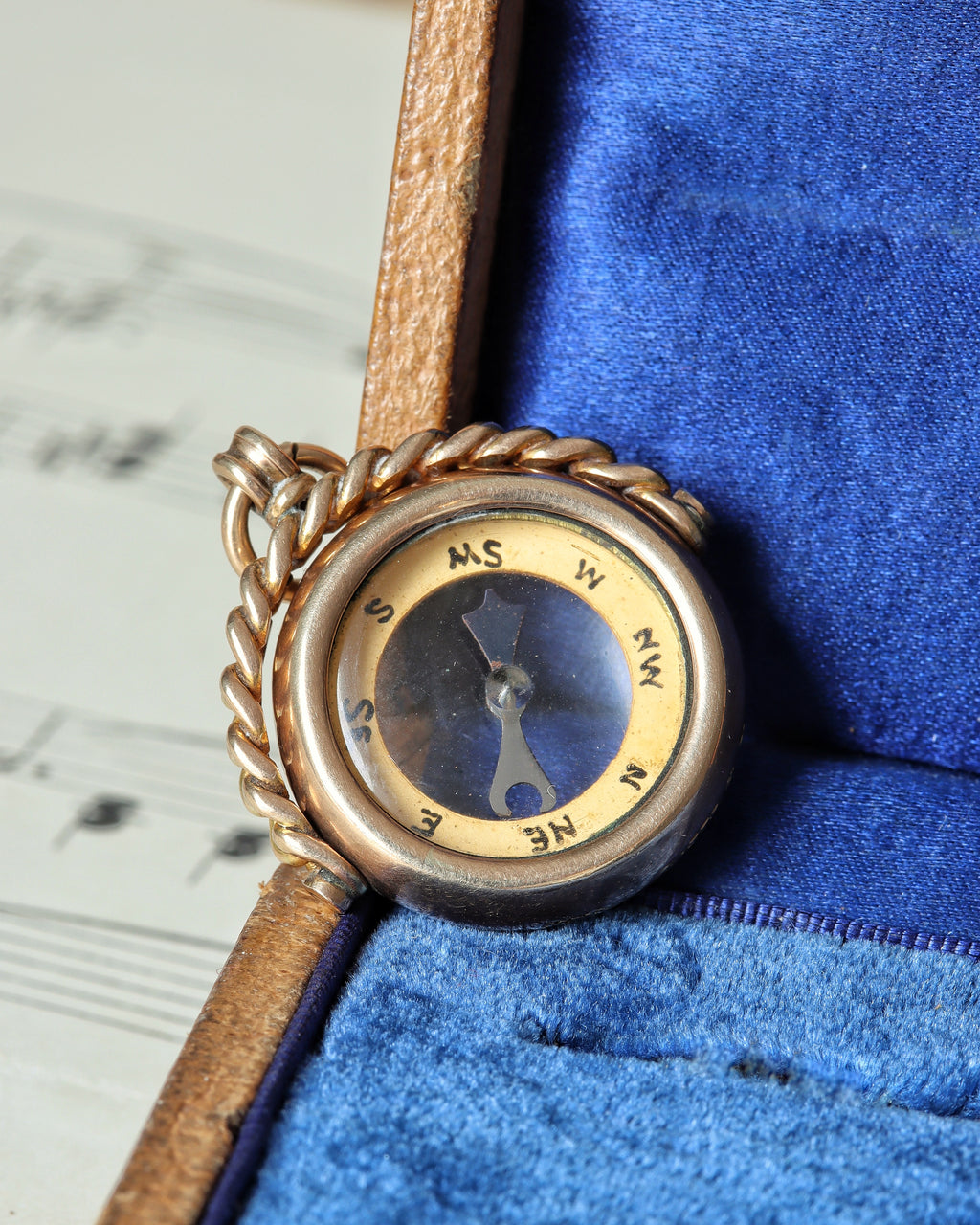 Victorian 9ct Gold Swivel Compass Pendant