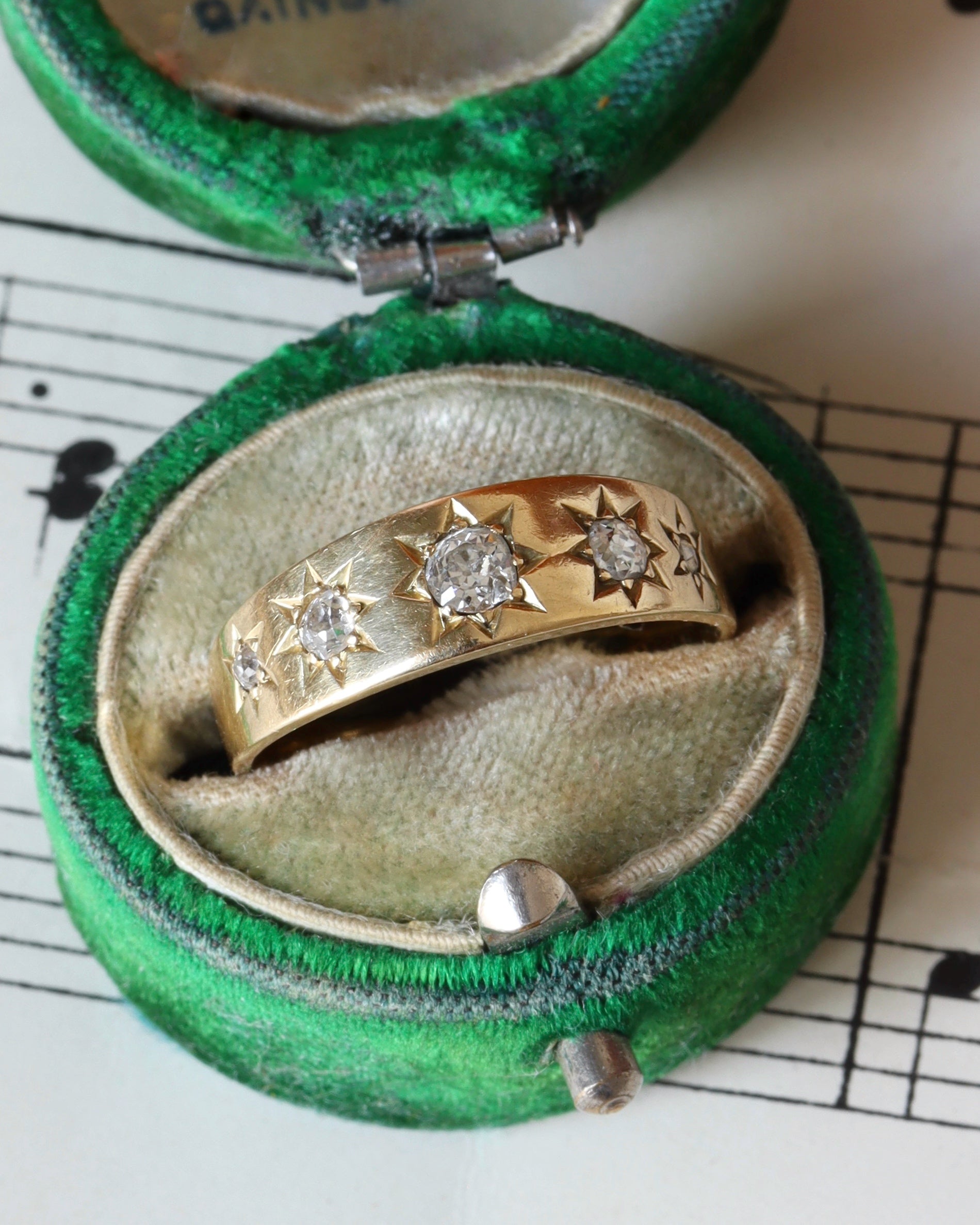Victorian 18ct Gold Old Cut Diamond Starburst Ring