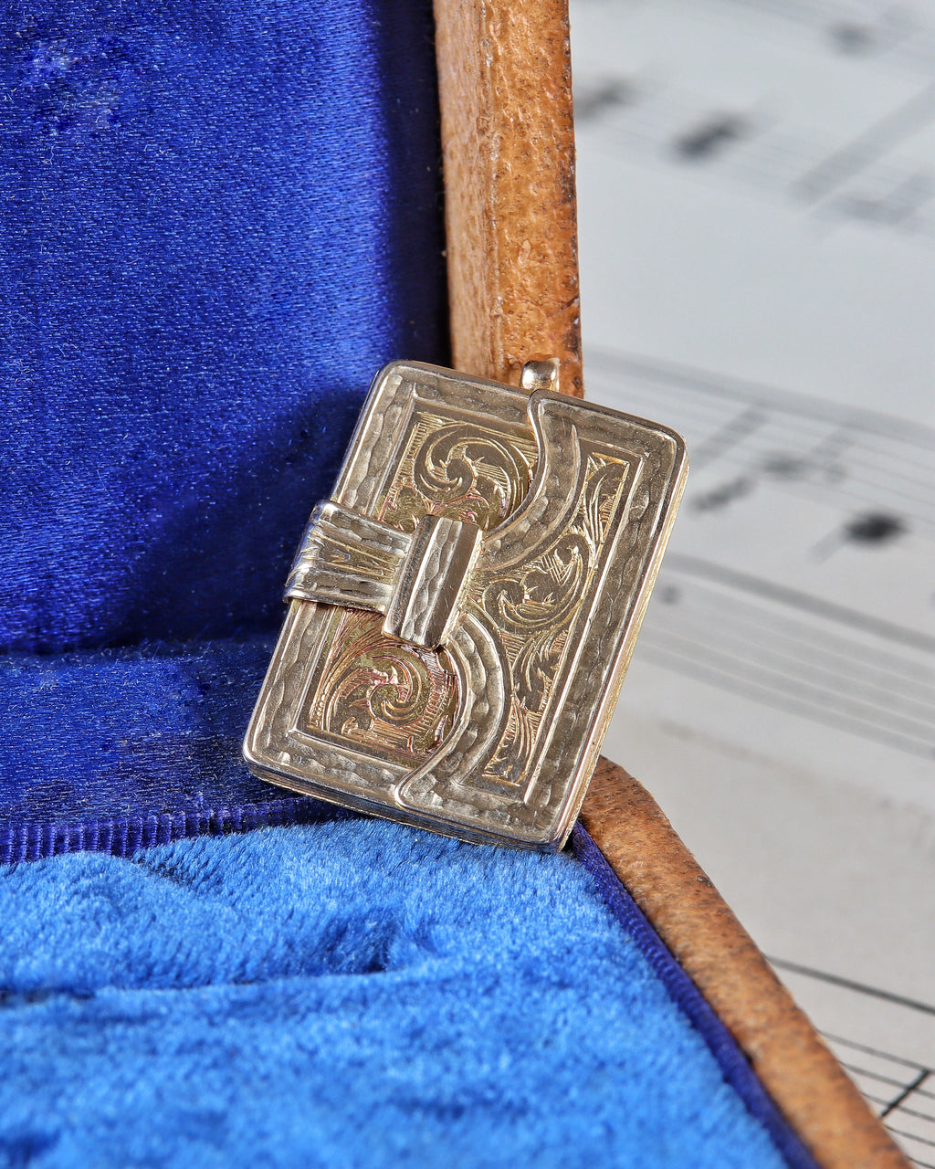 Victorian 14ct Gold Book Locket