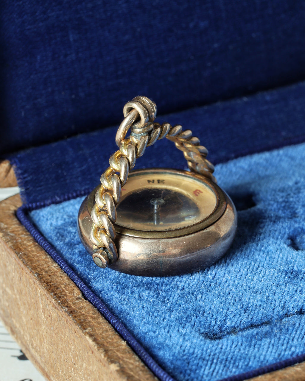 Victorian 9ct Gold Swivel Compass Pendant