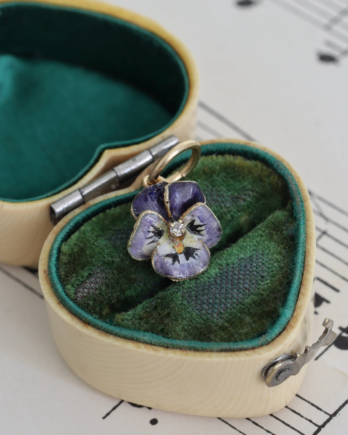 Victorian 14ct Gold Pansy Charm