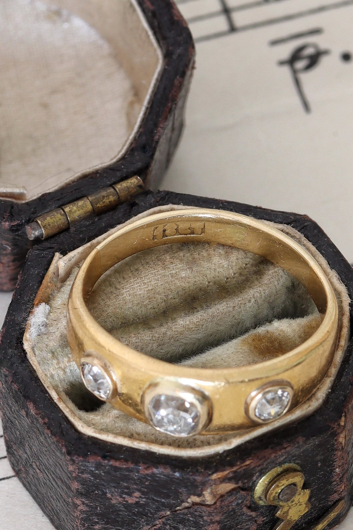 Victorian 18ct Yellow Gold Trilogy Diamond Ring