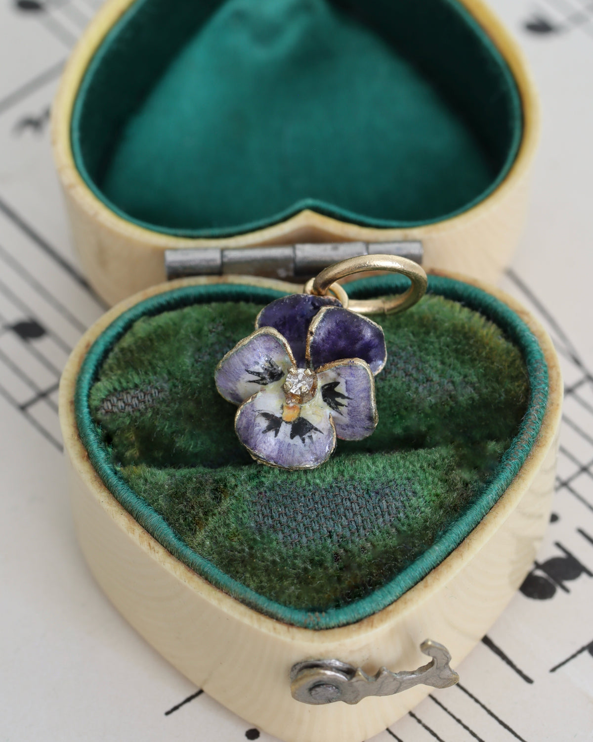 Victorian 14ct Gold Pansy Charm