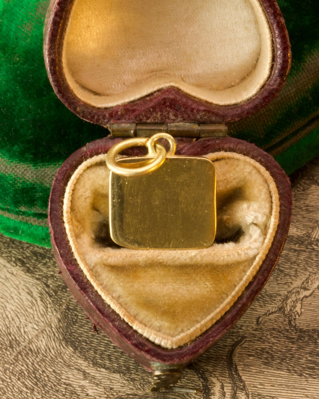 Enamelled 18ct Gold French Love Token Charm