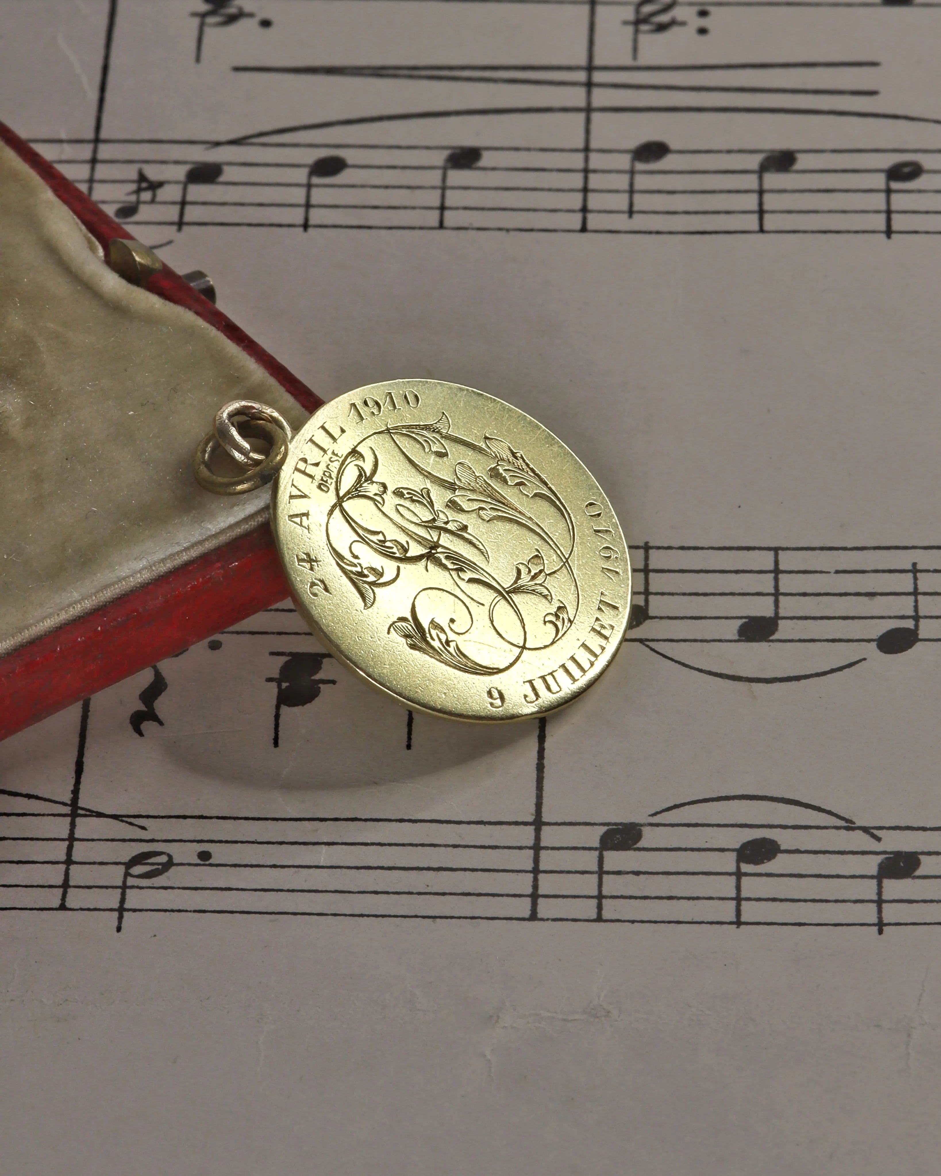 Rare Early 20th Century Augis Love Token Pendant
