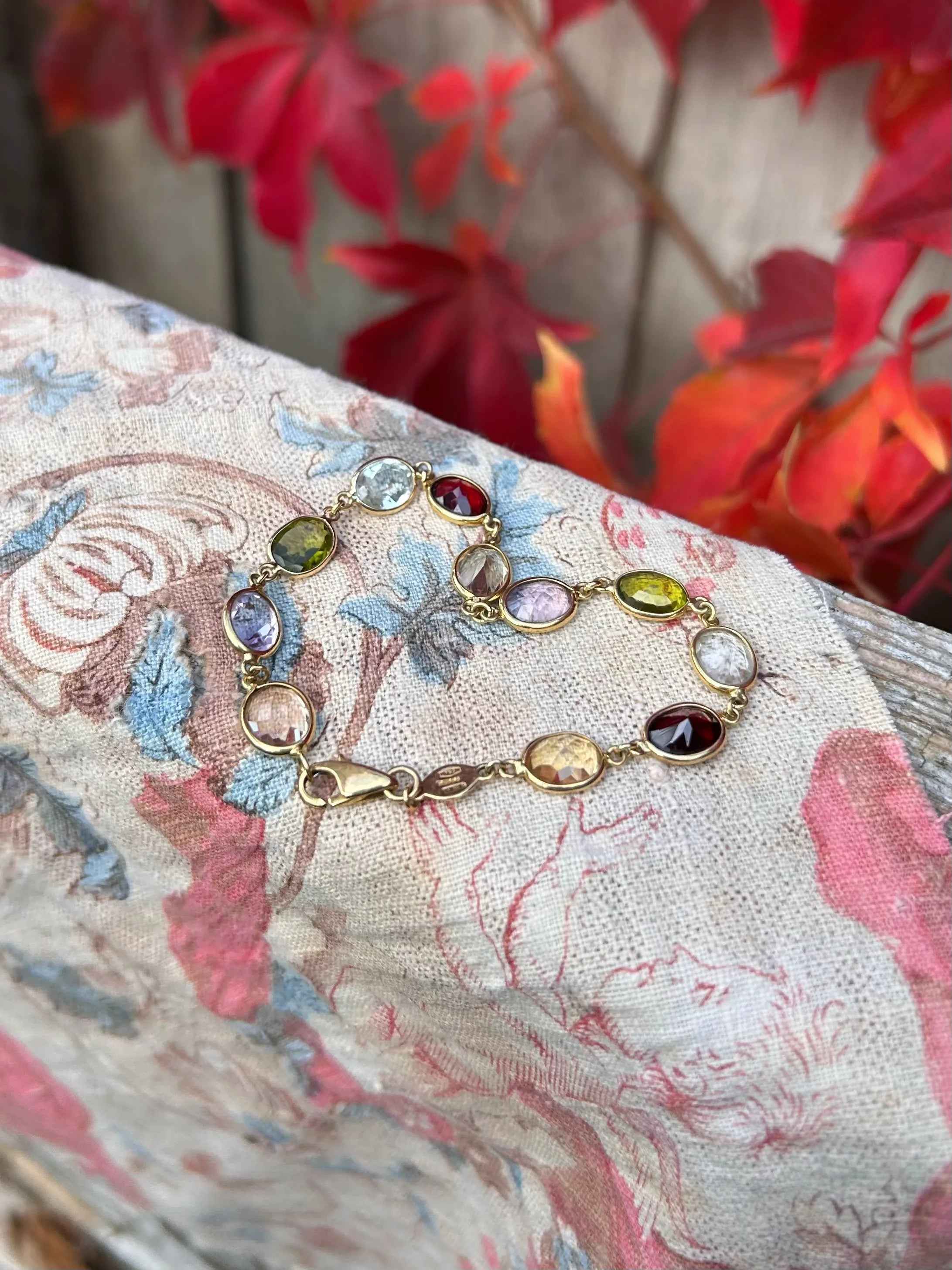 Vintage 18ct Gold Multi-Gemstone Harlequin Bracelet