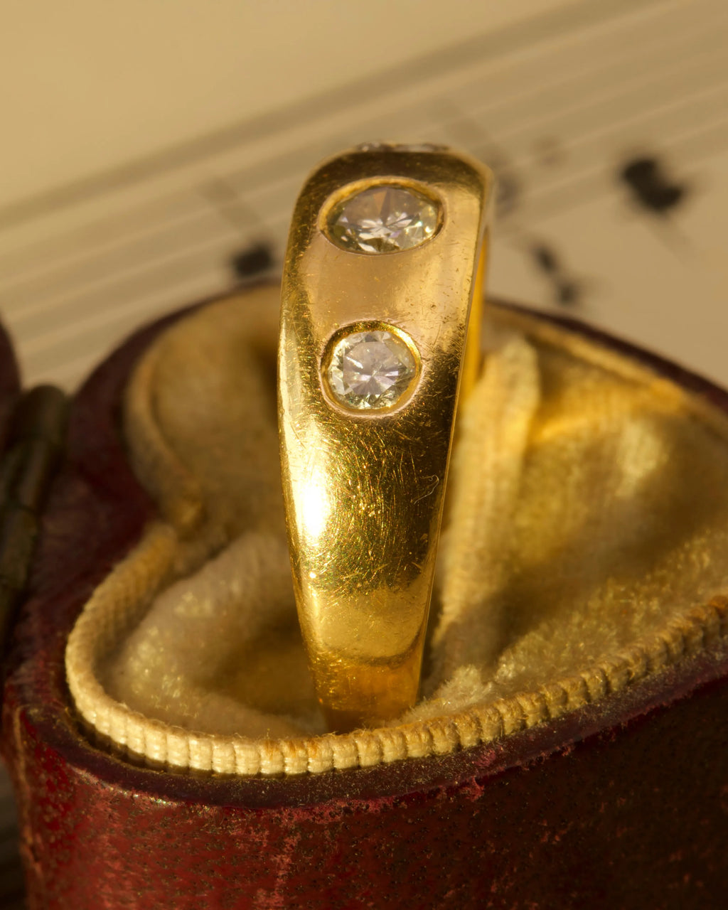 Antique Edwardian 18ct Gold Diamond Rubover Ring