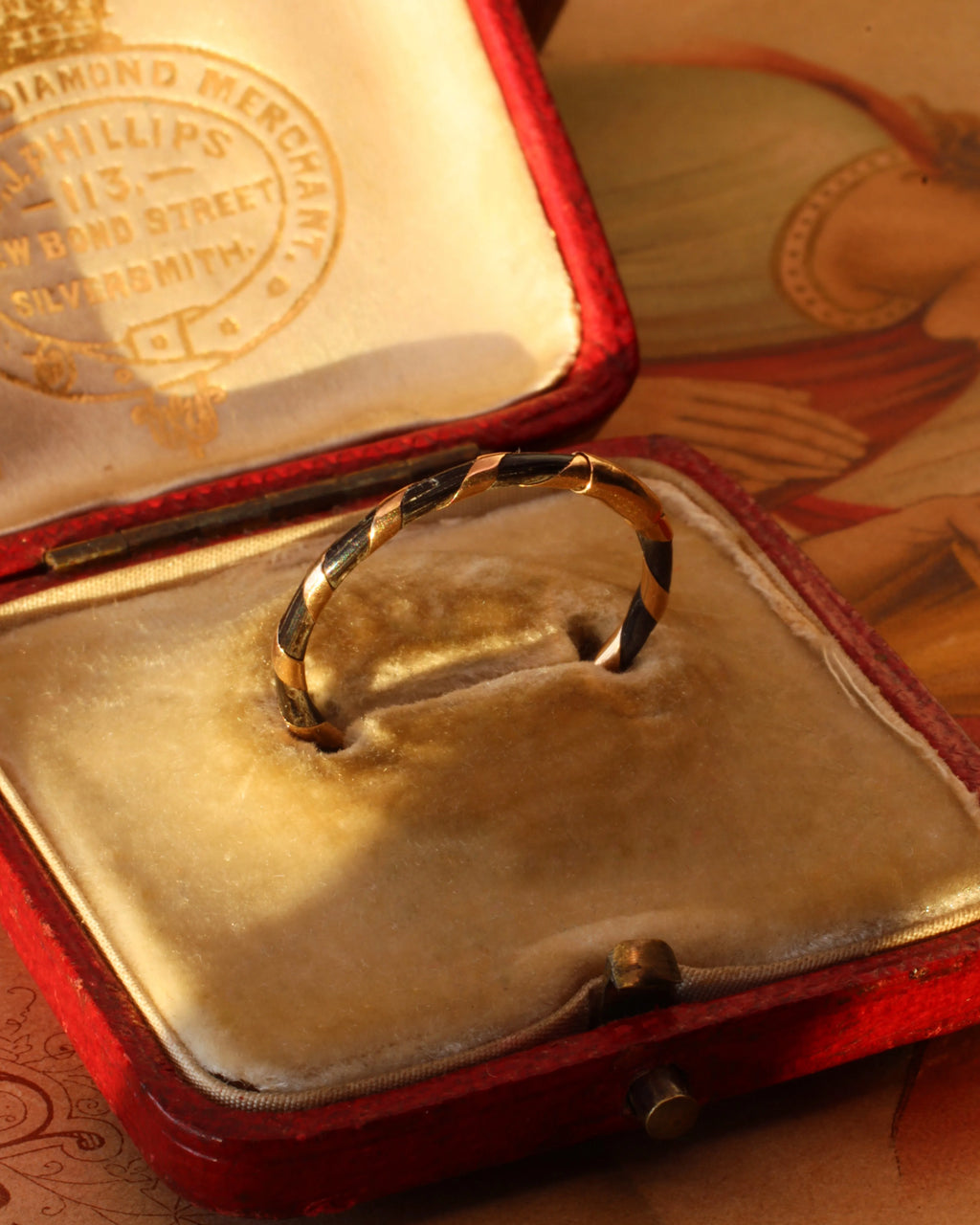 Victorian Elephant Hair 9ct Gold Twist Ring