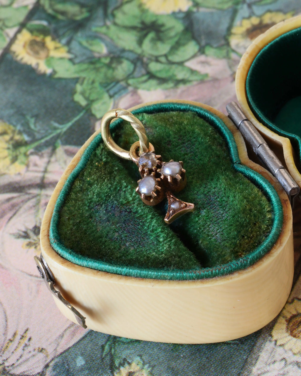 Victorian 18ct Gold Seed Pearl Trefoil Charm