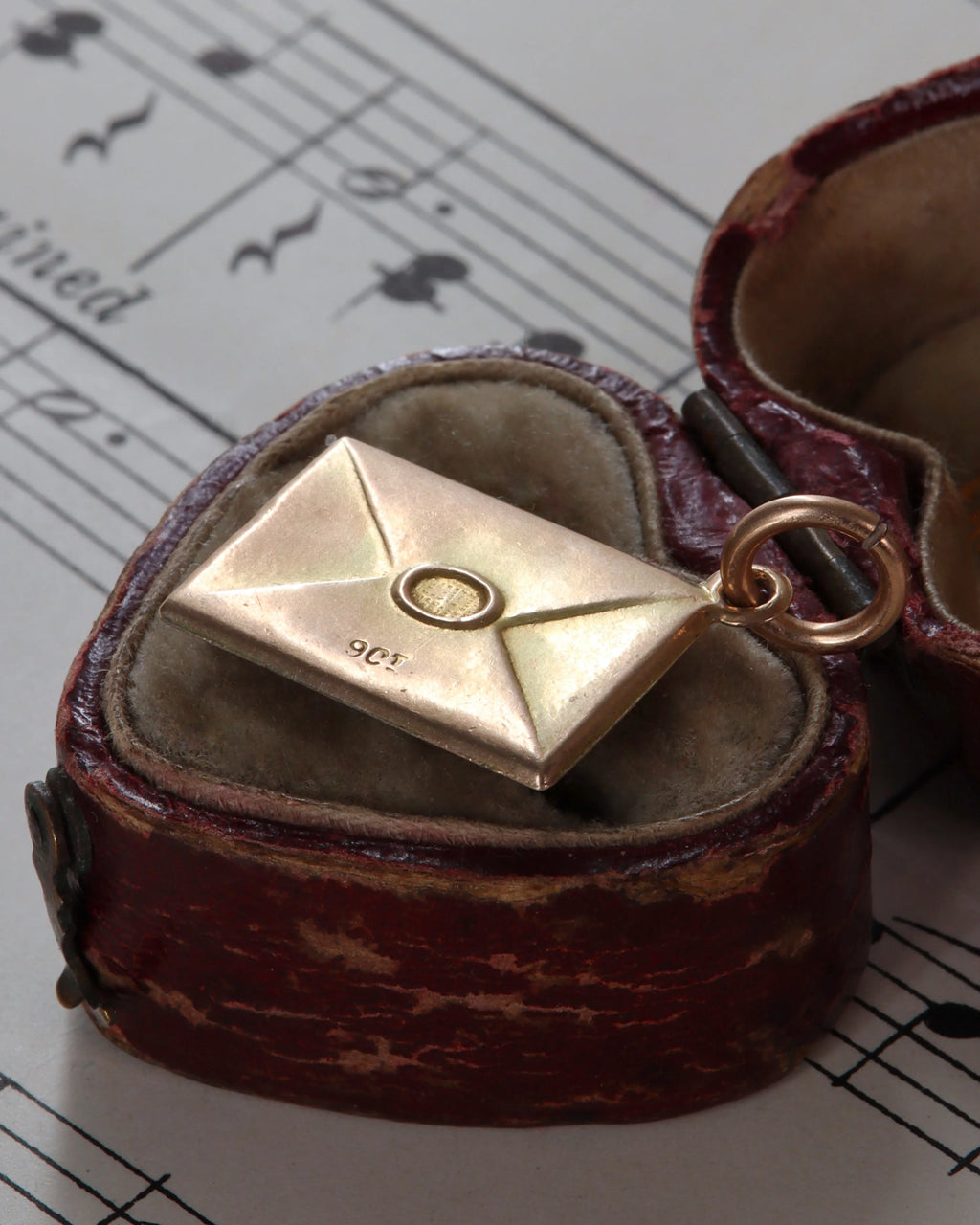 Edwardian 9ct Gold 'Good Luck' Envelope Charm