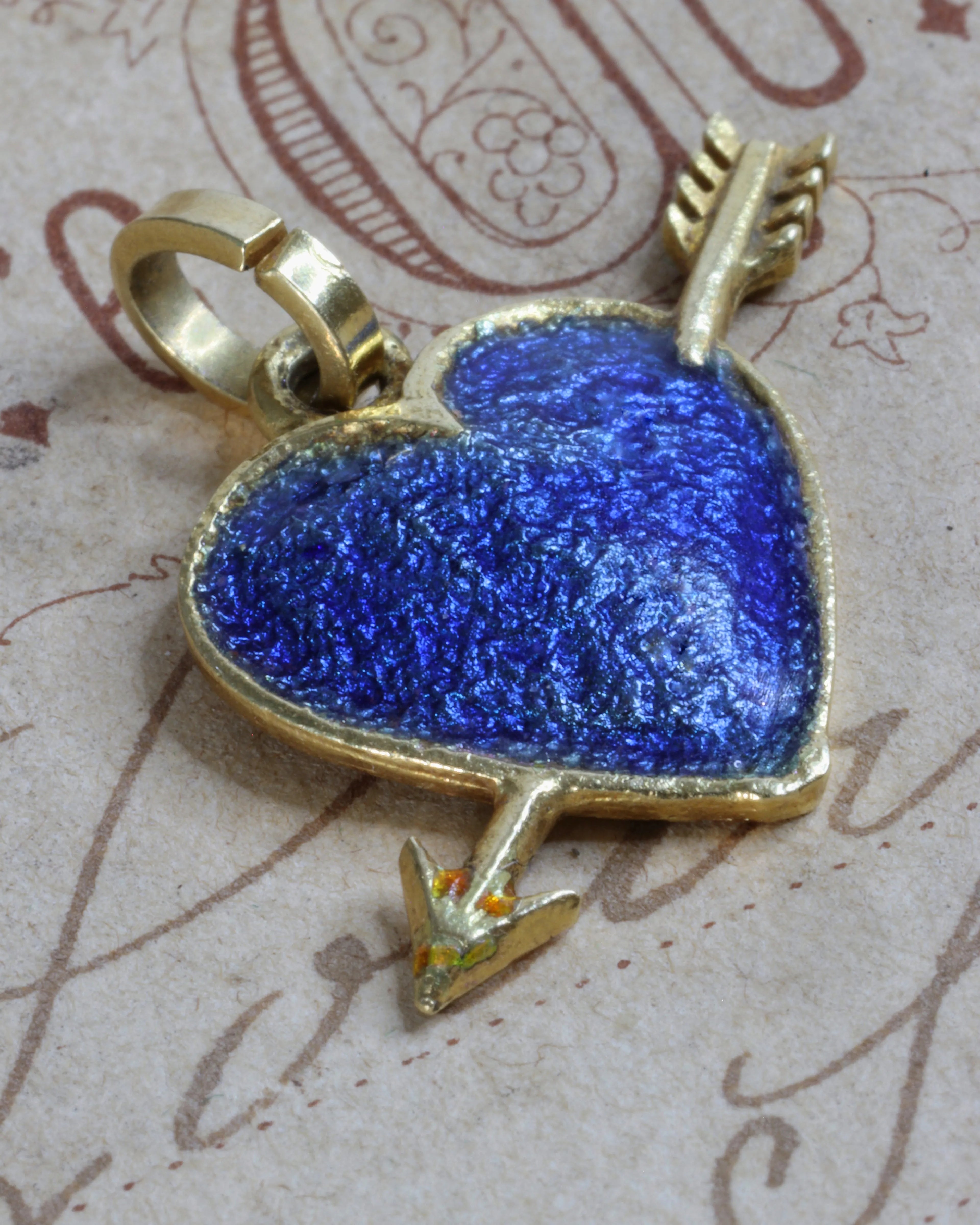 Vintage 18ct Gold Enamel Heart & Arrow Charm