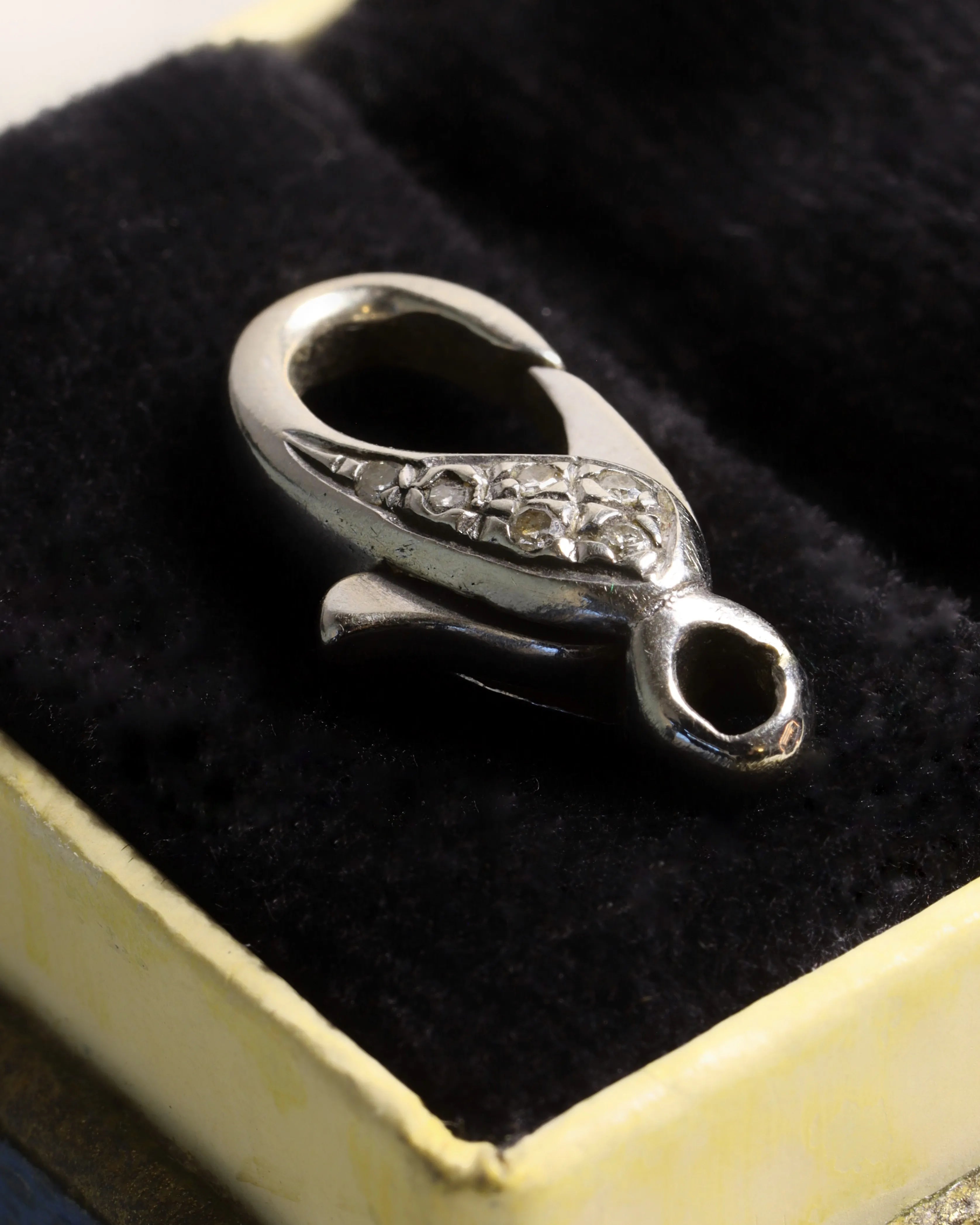 Art Deco 14ct White Gold & Diamond Small Lobster Clasp