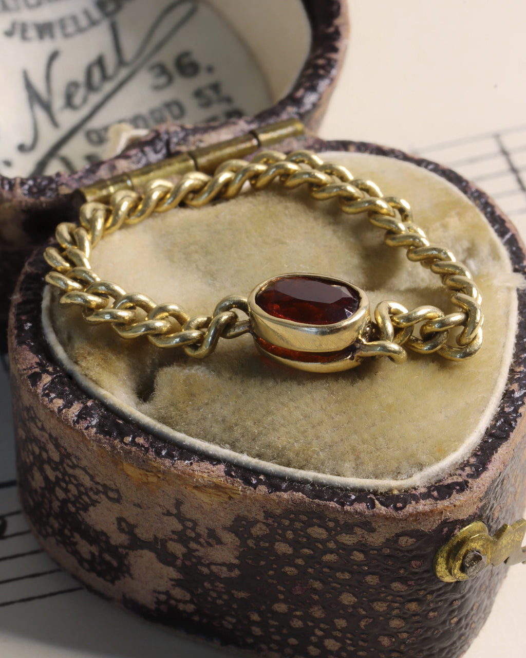 Garnet Curb Chain Ring