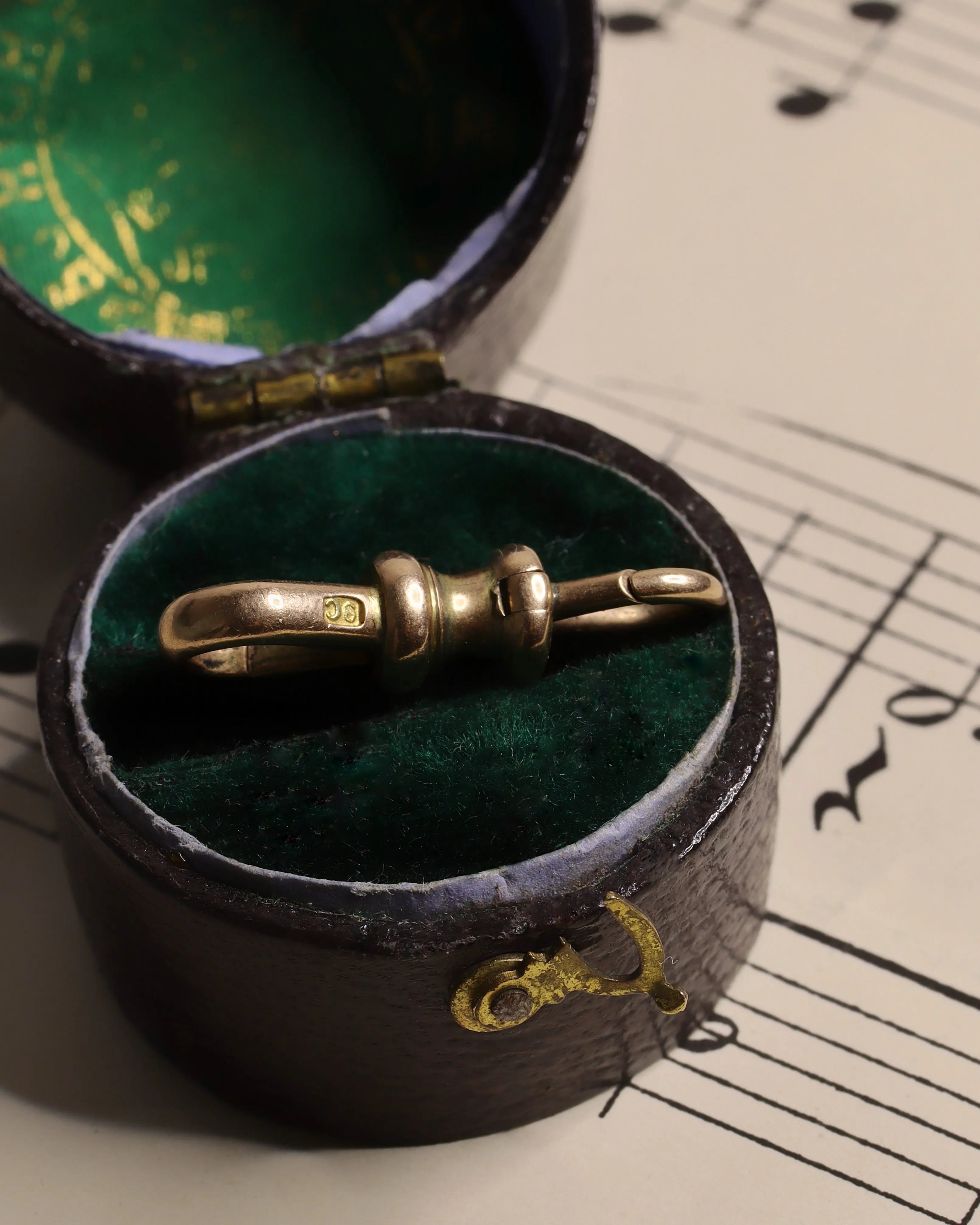 Victorian 9ct Gold Double Dog Clip