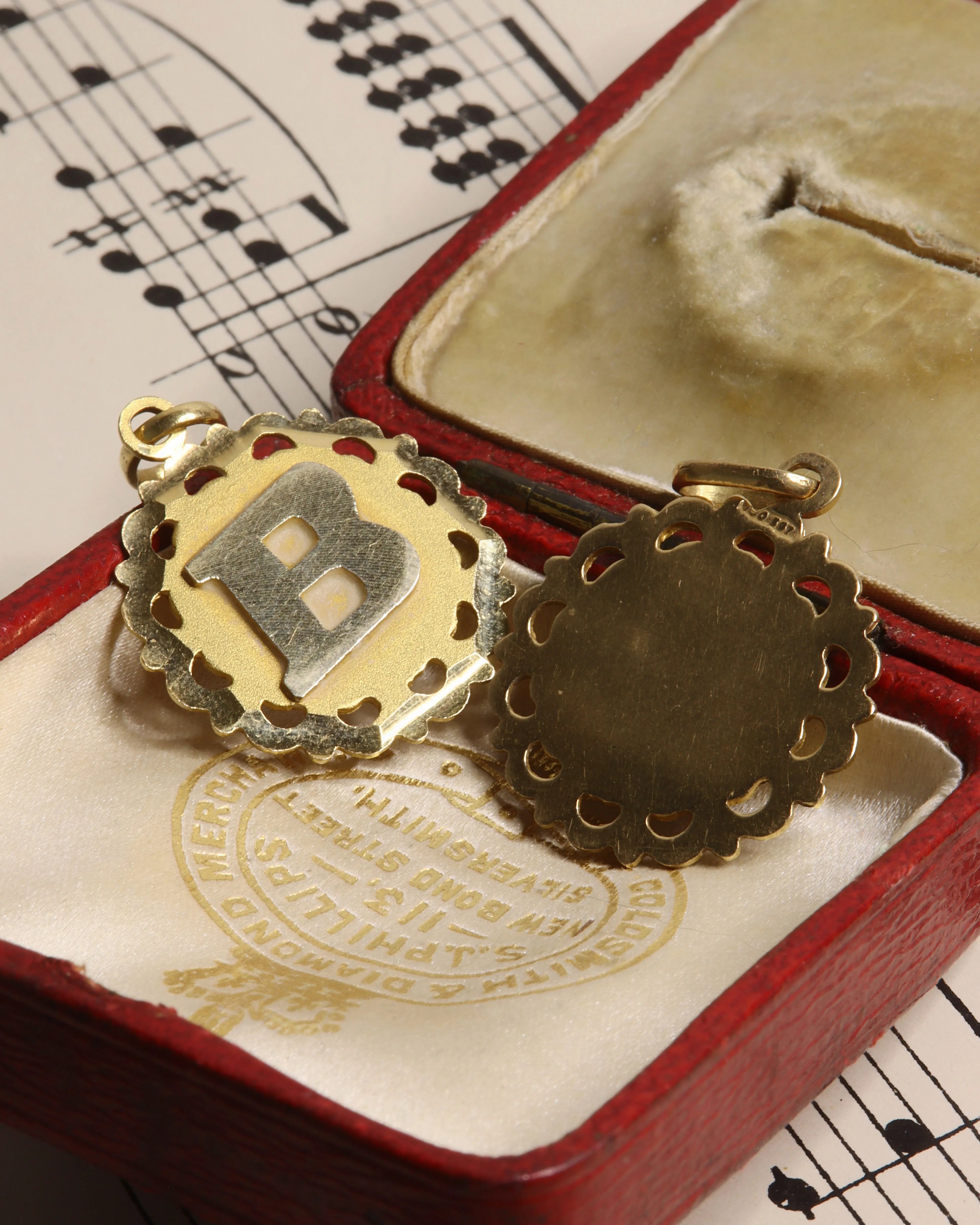 Two Vintage 18ct Gold Initial ‘B’ Pendants