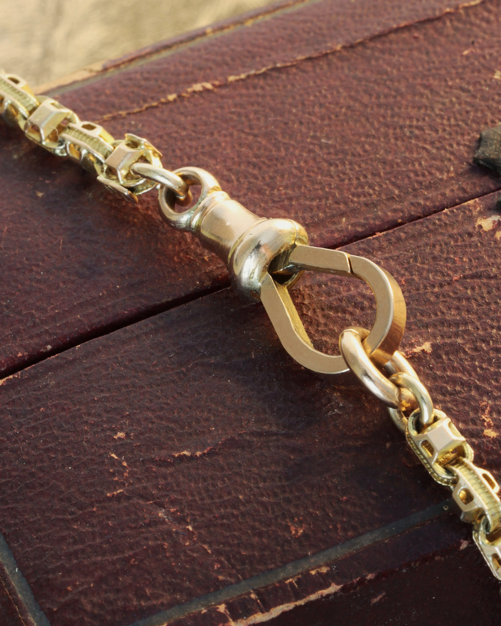 Victorian 9ct Gold Fancy Link Chain with Square Edged Dog Clip