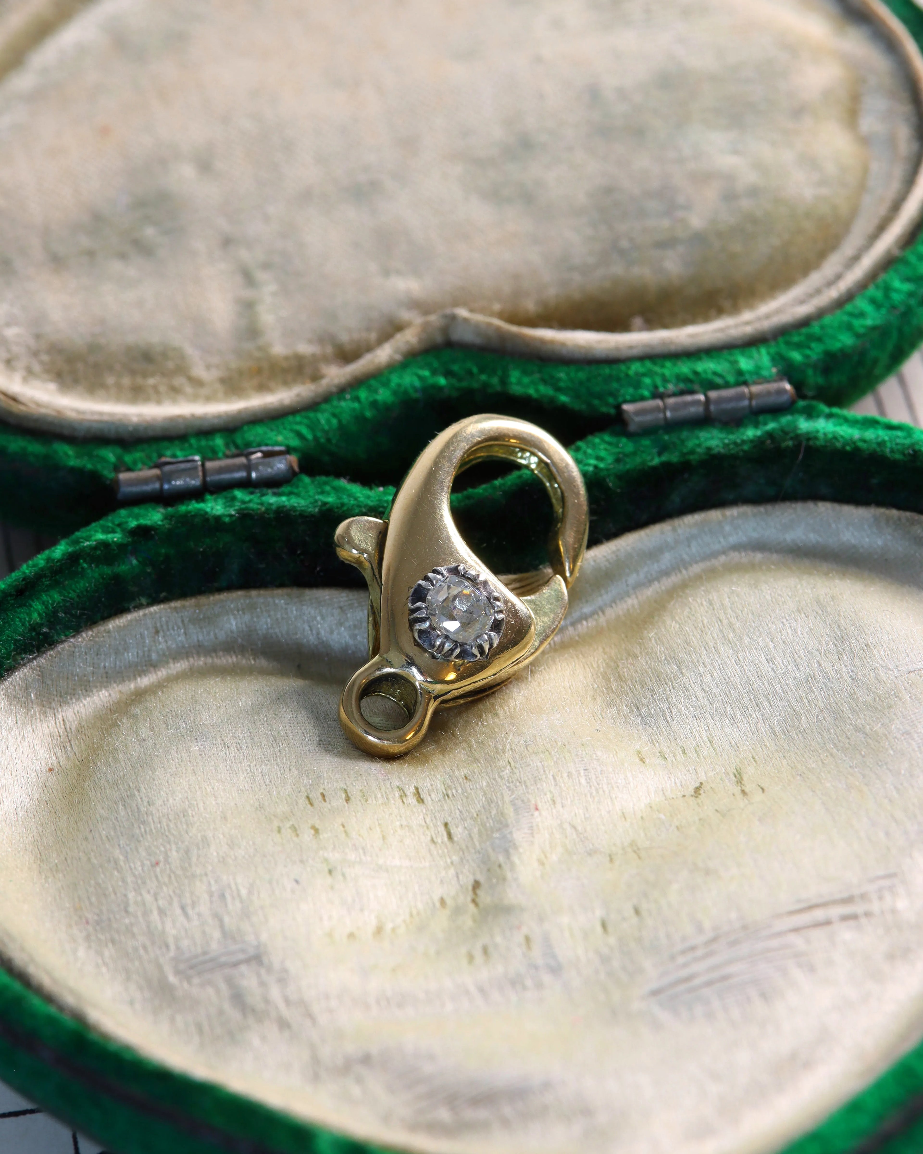 Chubby 18ct Yellow Lobster Clasp With Victorian Old-Cut Diamond Detail