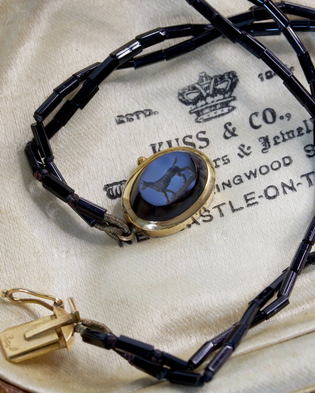Victorian Carved Hardstone Dog Intaglio Clasp in 14ct Gold