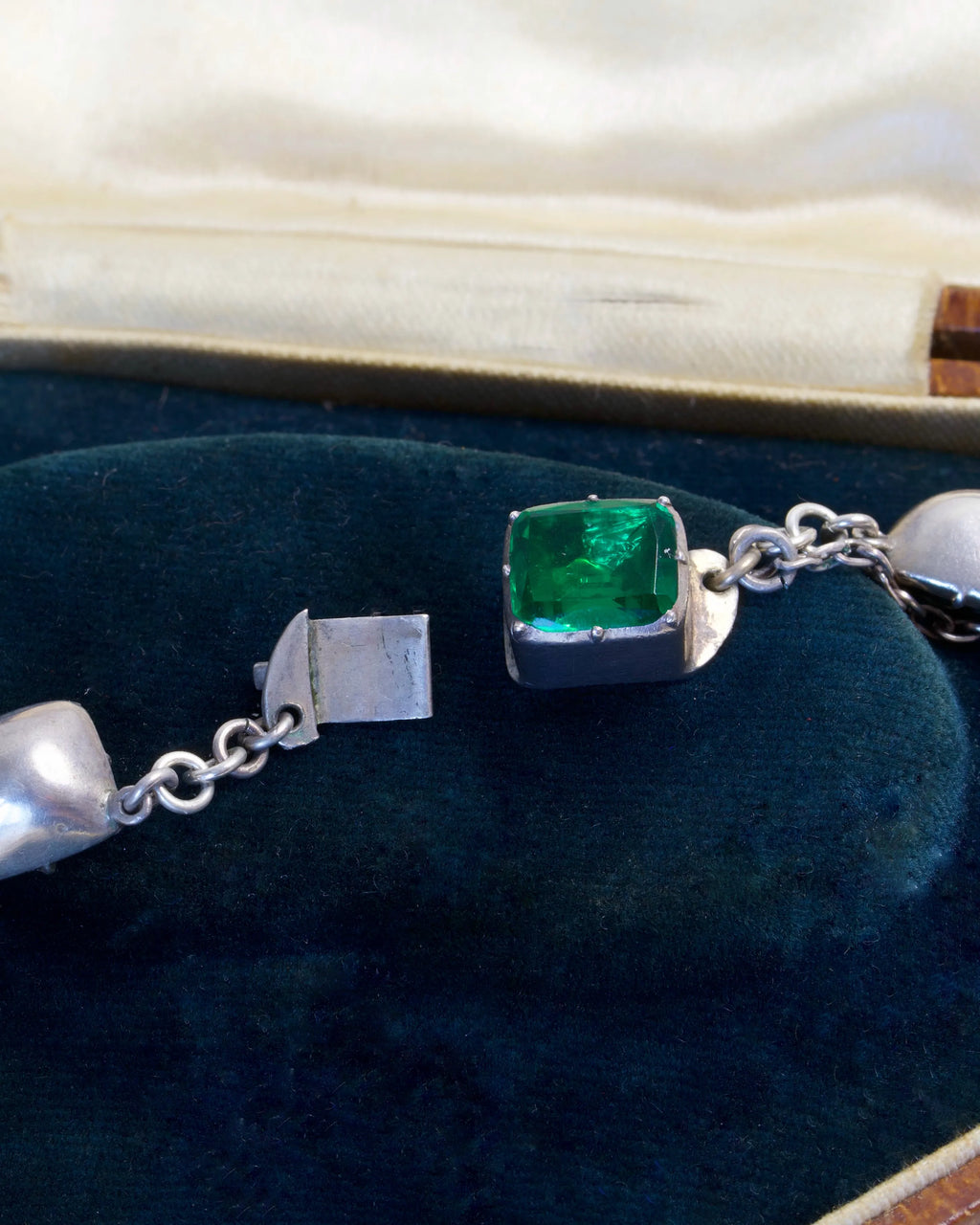 Antique Georgian Emerald Paste Rivière Necklace in Silver