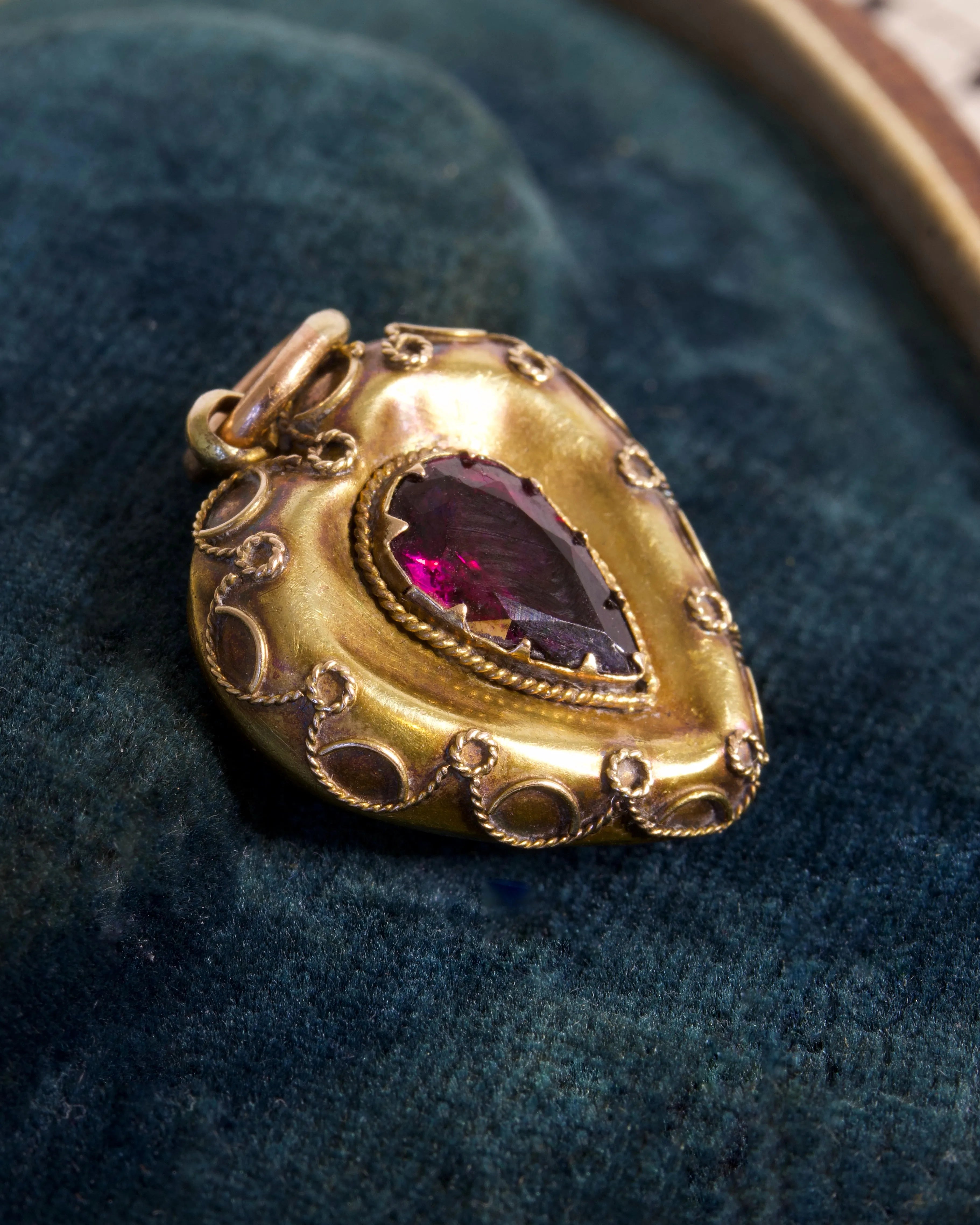 Victorian 14ct Gold Almandine Garnet Locket Pendant