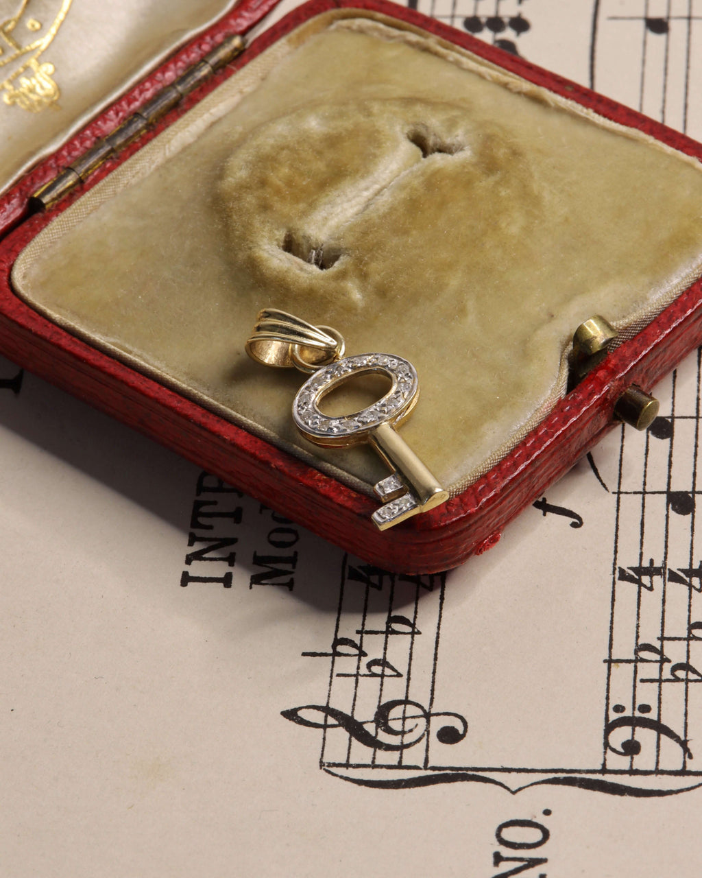 9ct Yellow Gold Diamond Key Charm