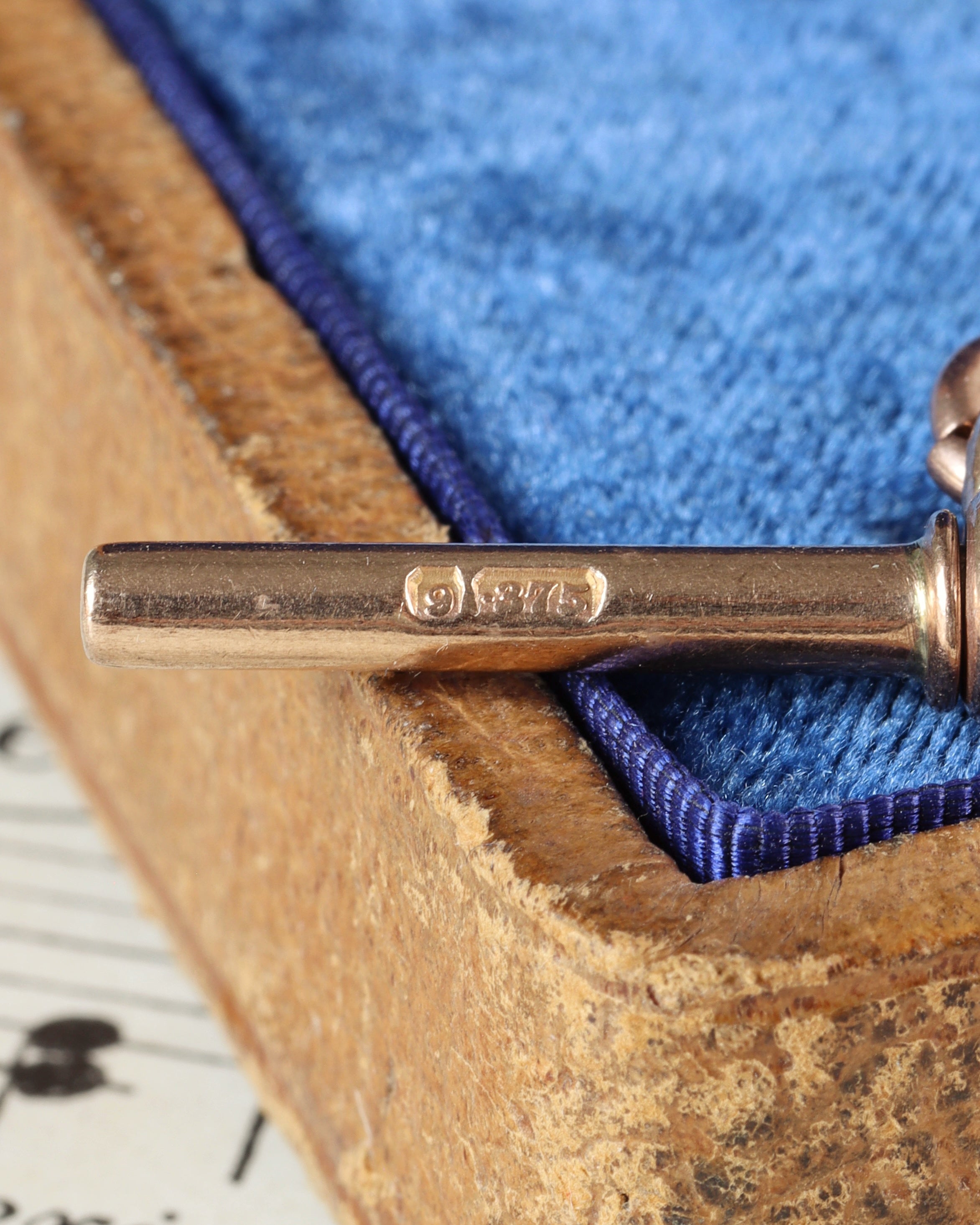 1920s 9ct Peach Gold Watch Chain with T-Bar, Dog Clips & Heart Fob