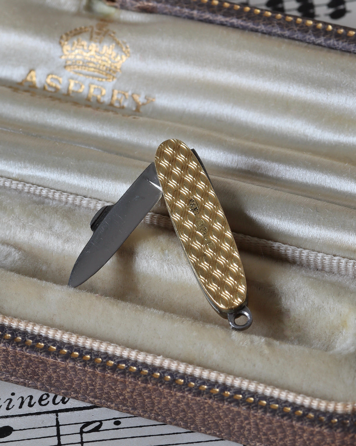 Vintage 18ct Yellow Gold Miniature Folding Penknife Charm