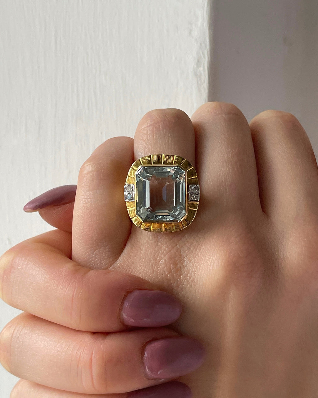 Vintage 18ct Gold and Aquamarine Cocktail Ring with Diamond Detail