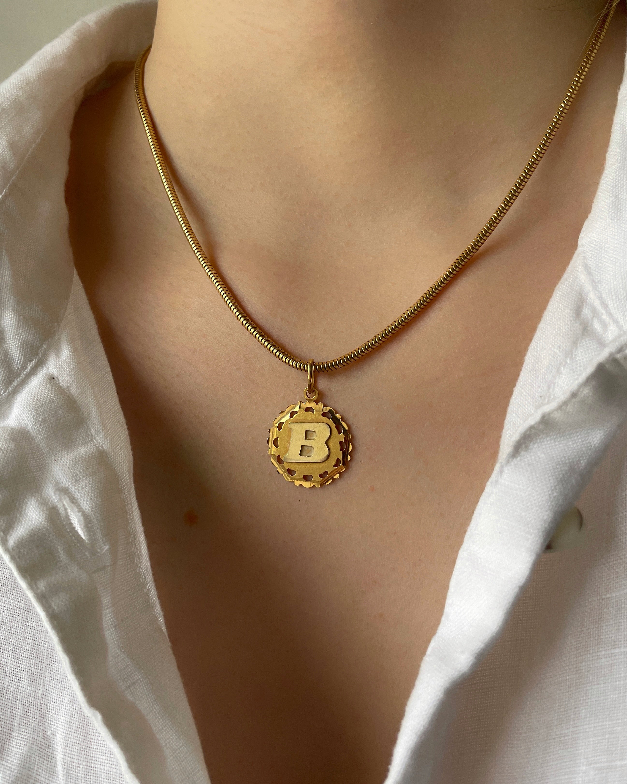 Two Vintage 18ct Gold Initial ‘B’ Pendants
