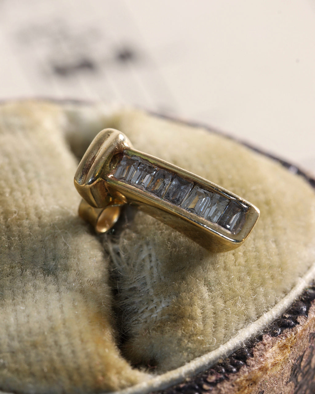18ct Gold & Diamond Stud Earrings