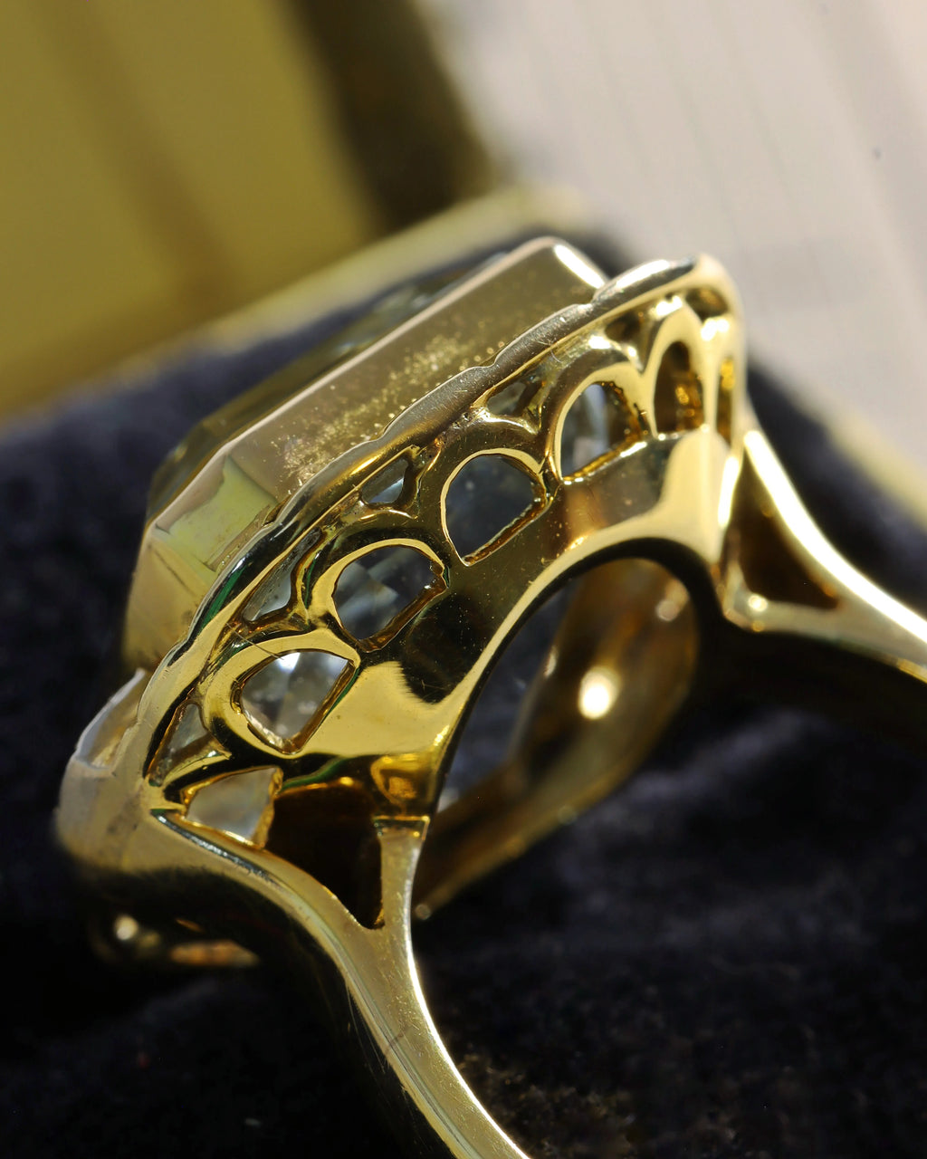 Vintage 18ct Gold and Aquamarine Cocktail Ring with Diamond Detail
