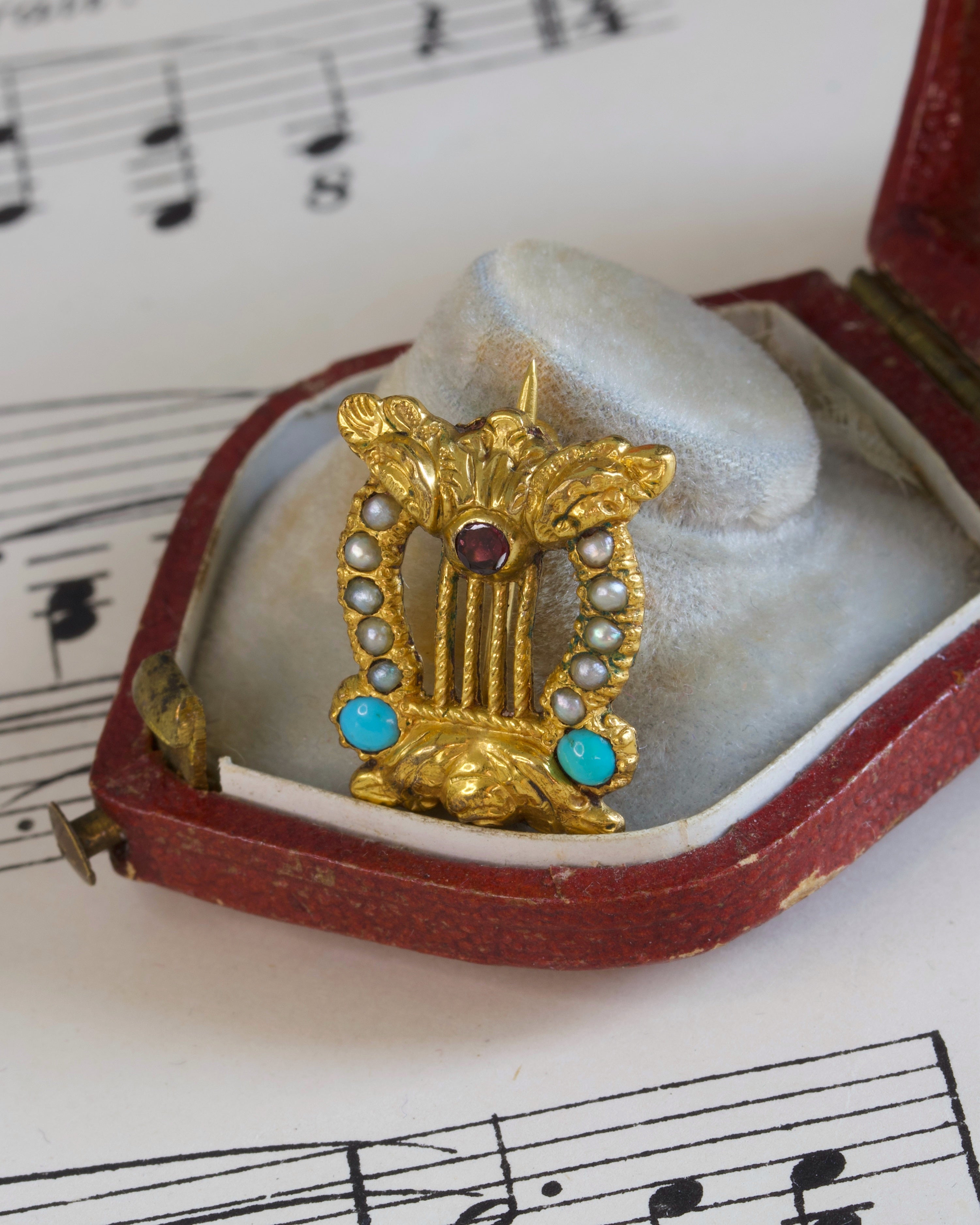 Antique Georgian Lyre Pin