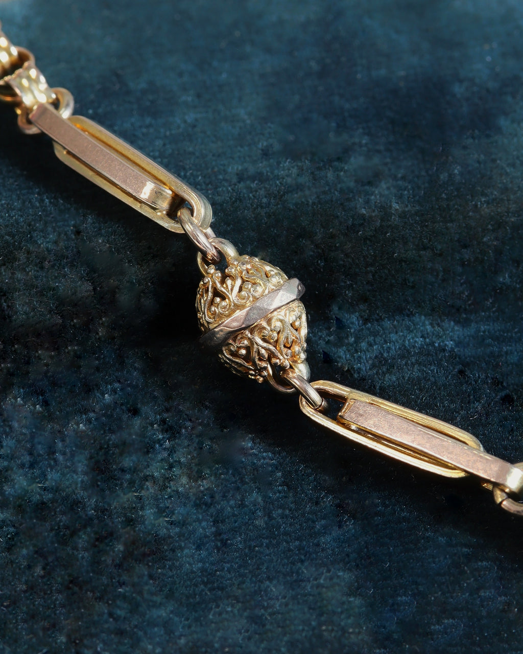 Antique Victorian 9ct Yellow Gold Fancy Link Chain With Orb Detail
