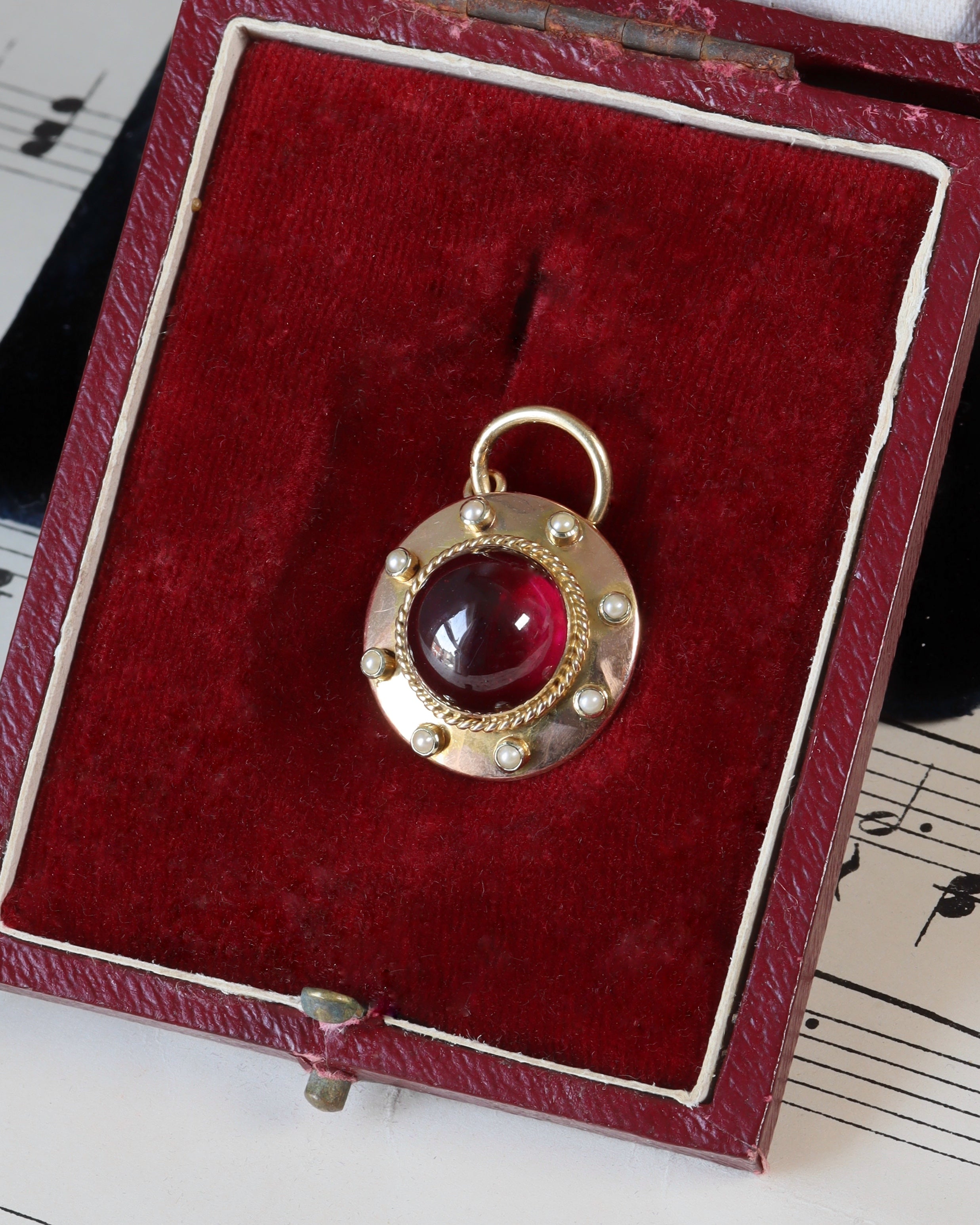 Victorian Garnet Cabochon & Seed Pearl Pendant