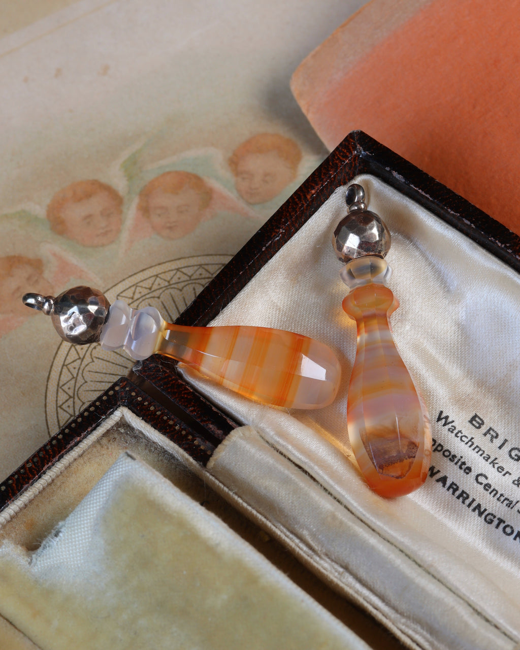 Victorian Banded Agate Gold Earrings