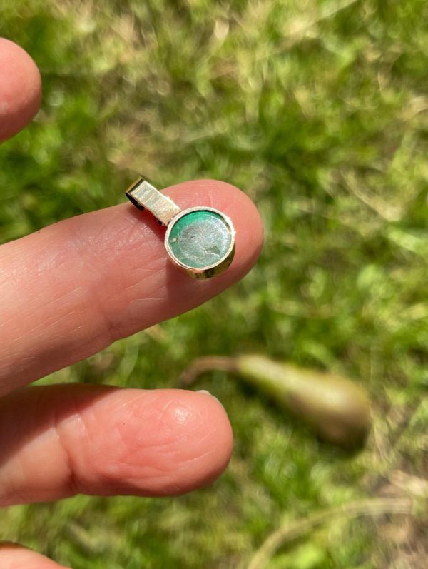Contemporary Emerald and Diamond Charm - Image 3