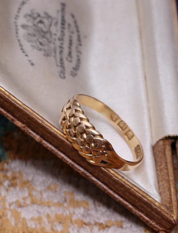Antique Victorian 18ct Gold Keeper Ring - Image 4